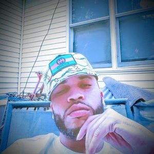 Meet your Posher, Shelton